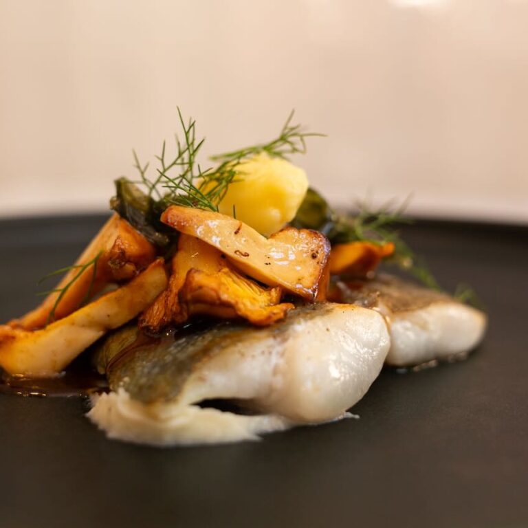 XARUGA-RESTAURANTE2-768x768 Restaurante Xaruga